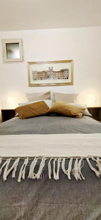 Trevi President'S Apartment โรม ภายนอก รูปภาพ